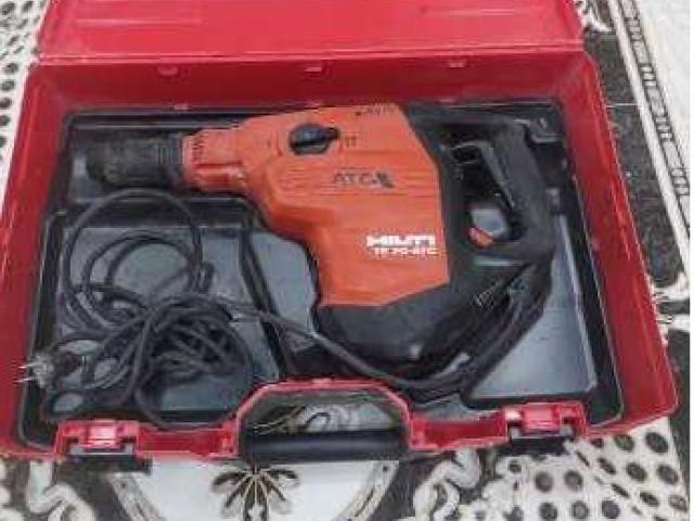 Marteaux hilti presque neuf Marteaux hilti presque neuf