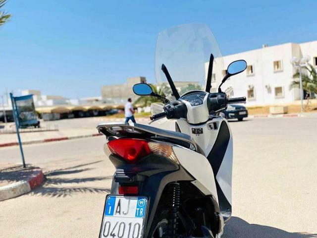 Moto Ndhifa Sh 150 model 2014 Moto Ndhifa Sh 150 model 2014