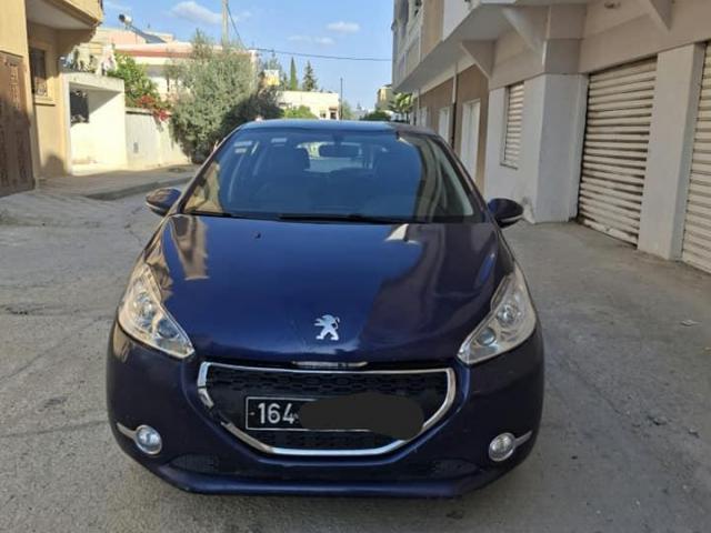a vendre Peugeot 208 beja tunisie a vendre Peugeot 208 beja tunisie