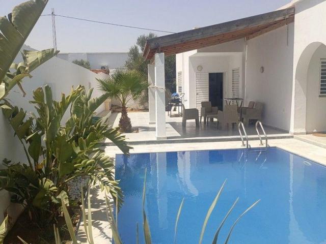 AV villa 700m meublé avec piscine à hammamet sud AV villa 700m meublé avec piscine à hammamet sud