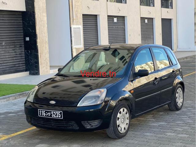 Ford fiesta essence a vendre en tunisie Ford fiesta essence a vendre en tunisie