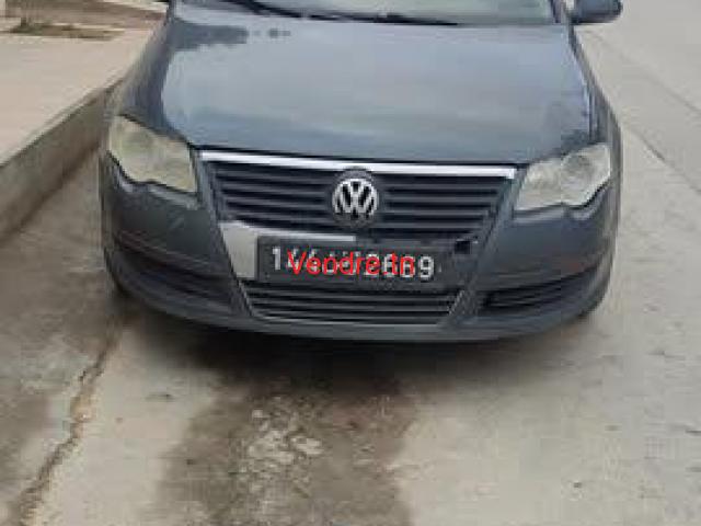 a vendre Volkswagen Passat B7 1.6 - Année 2010 a vendre Volkswagen Passat B7 1.6 - Année 2010